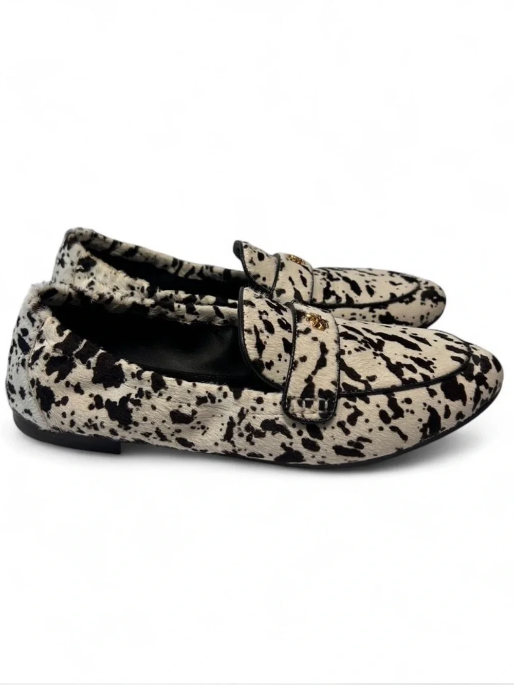 Tory Burch Ballet Loafers in Cow Print, dyed calf hair, smooth leather piping.